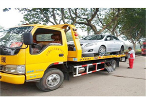 娄底附近24小时汽车拖车服务热线
