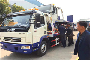 娄底汽车道路救援拖车价格